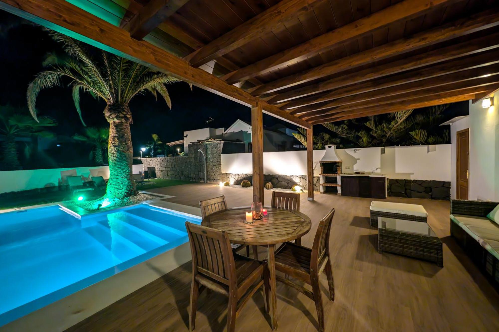 Villa Axular With Heated Private Pool Плайя-Бланка Екстер'єр фото